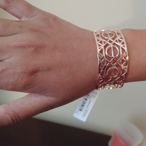 Charming Charlie Jewelry - ✨Charming Charlie | Bracelet | Rose Gold